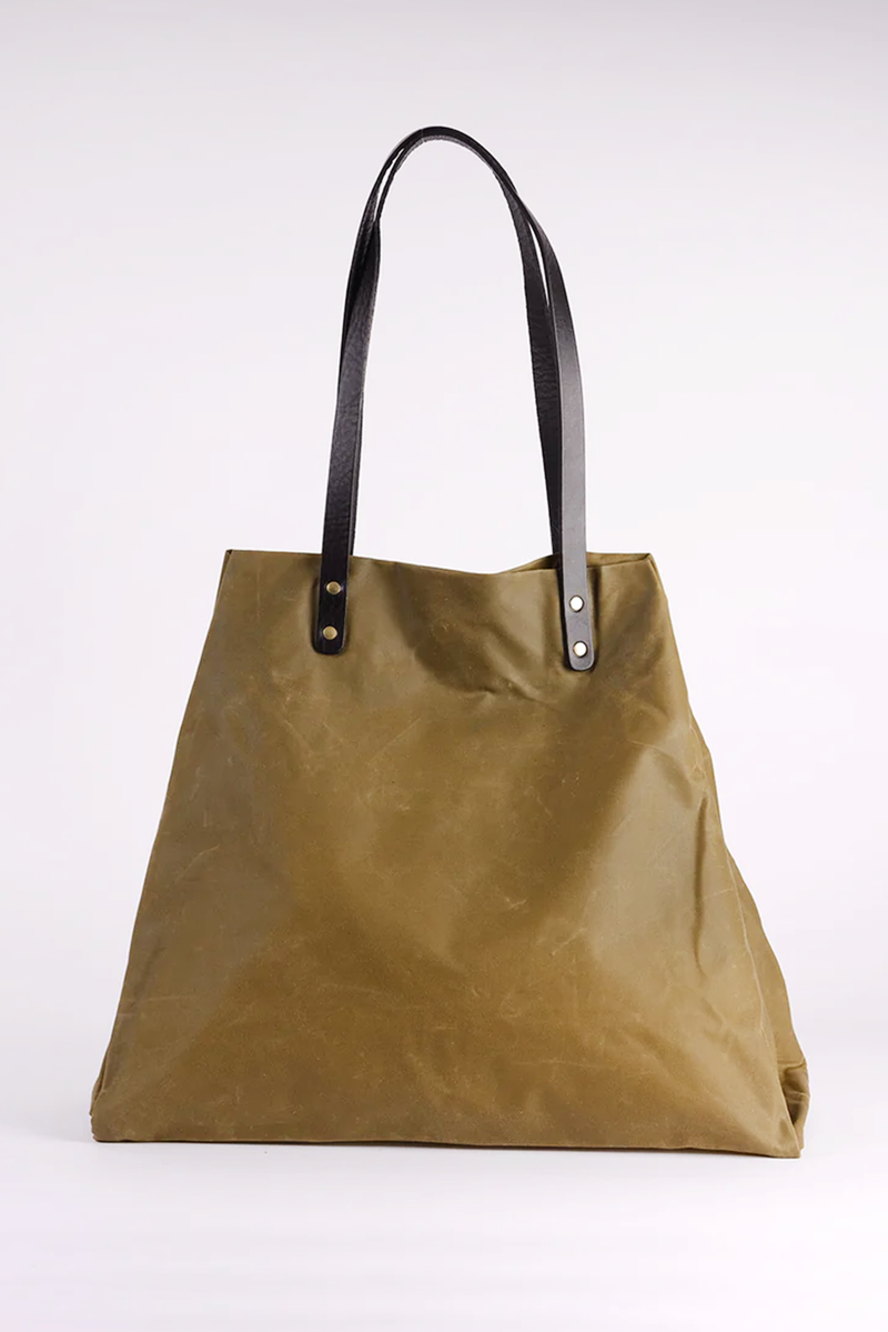 Kate Sheridan - Sand and Giga Tote