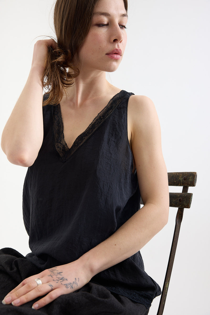 Kaval - V-neck camisole Black