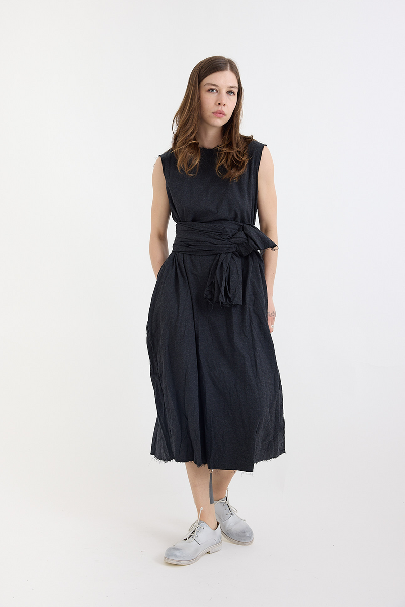 SCHA - Sleeveless Dress