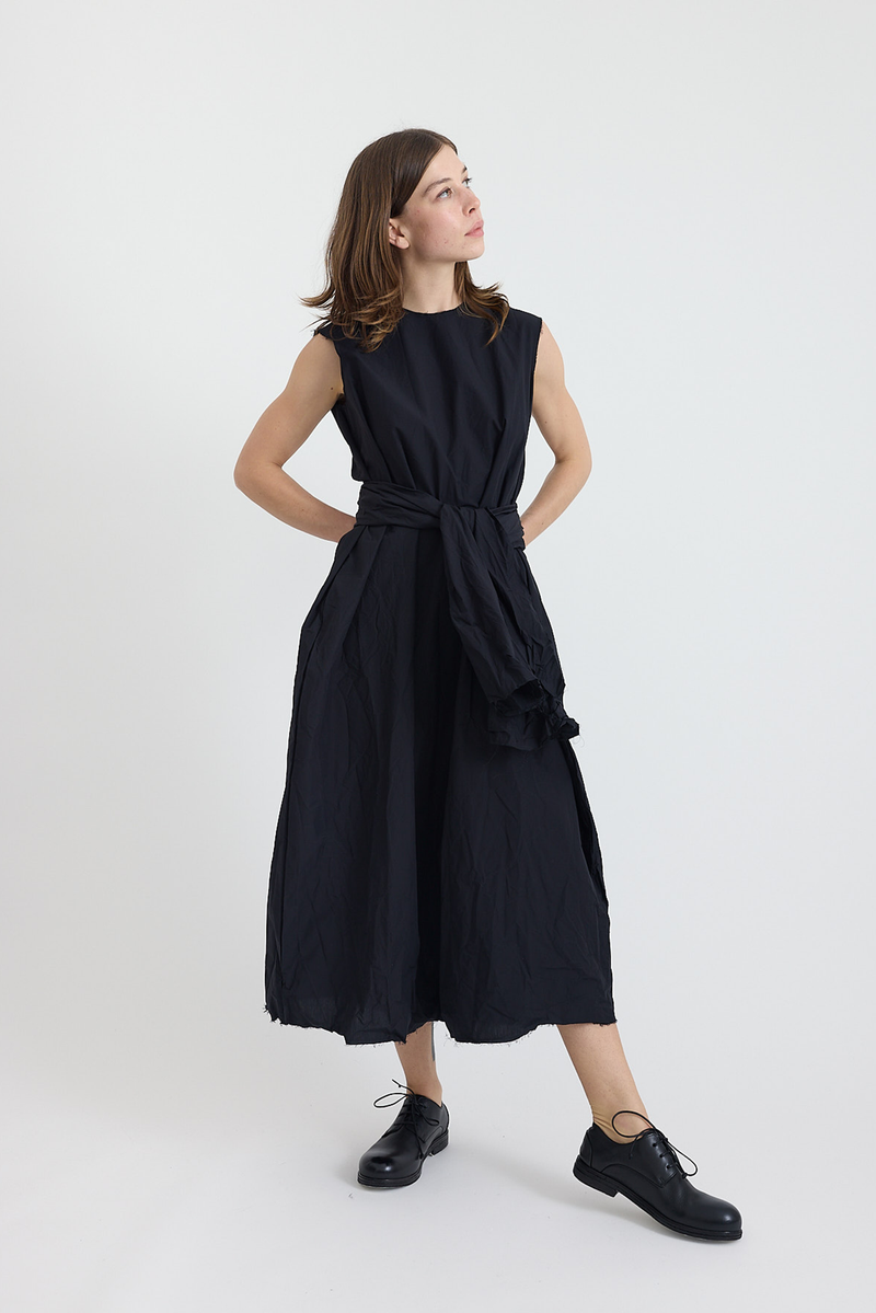 Scha - Round Neck Sleeveless Long Dress "12B-OE"