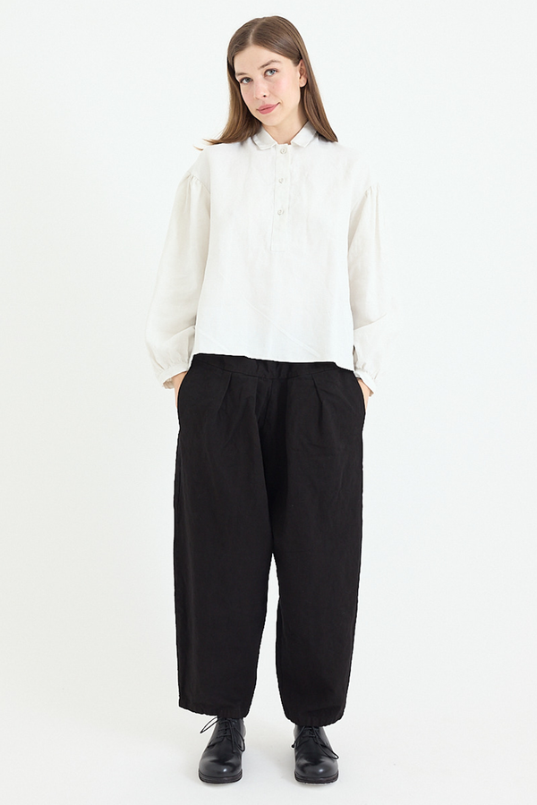 Whiteread - Trouser 01