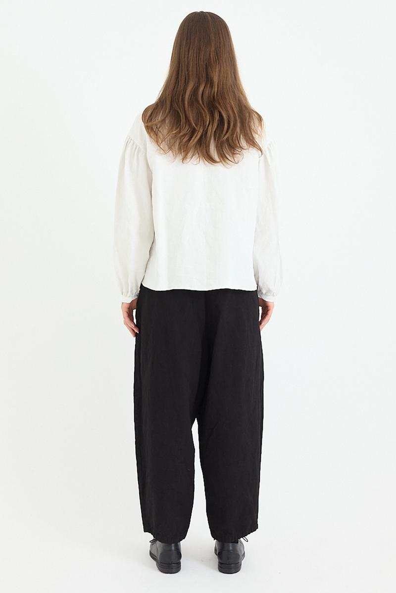 Whiteread - Trouser 01