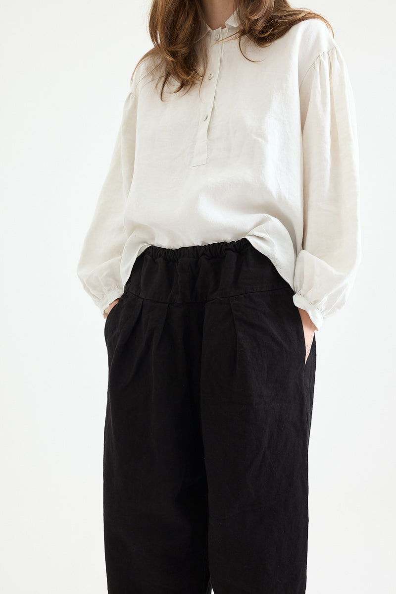 Whiteread - Trouser 01