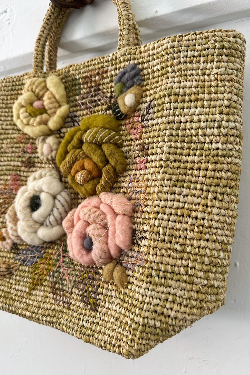 Sophie Digard - Raffia Basket - Wool Roses